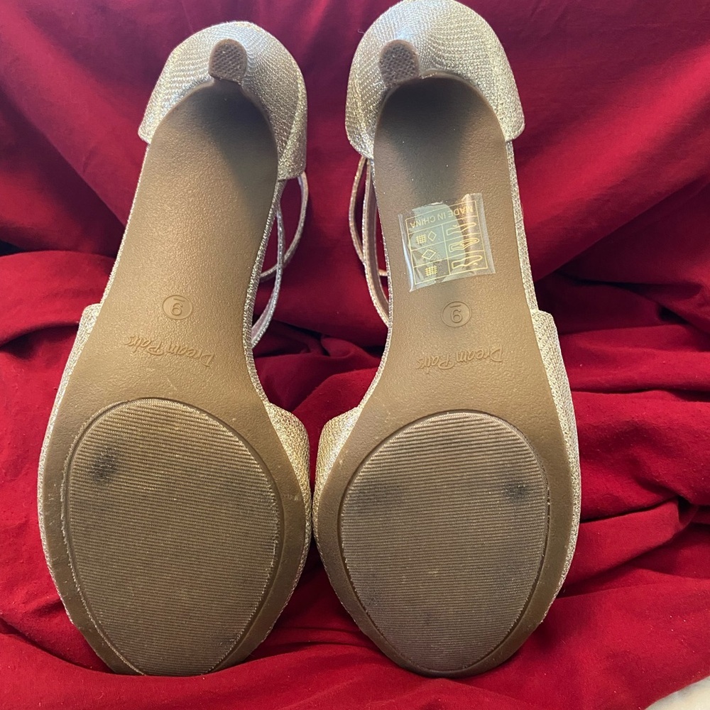 Dream Pairs Gold Strappy Open-Toe Heels. They are a size 9 and worn one time. - Picture 7 of 9